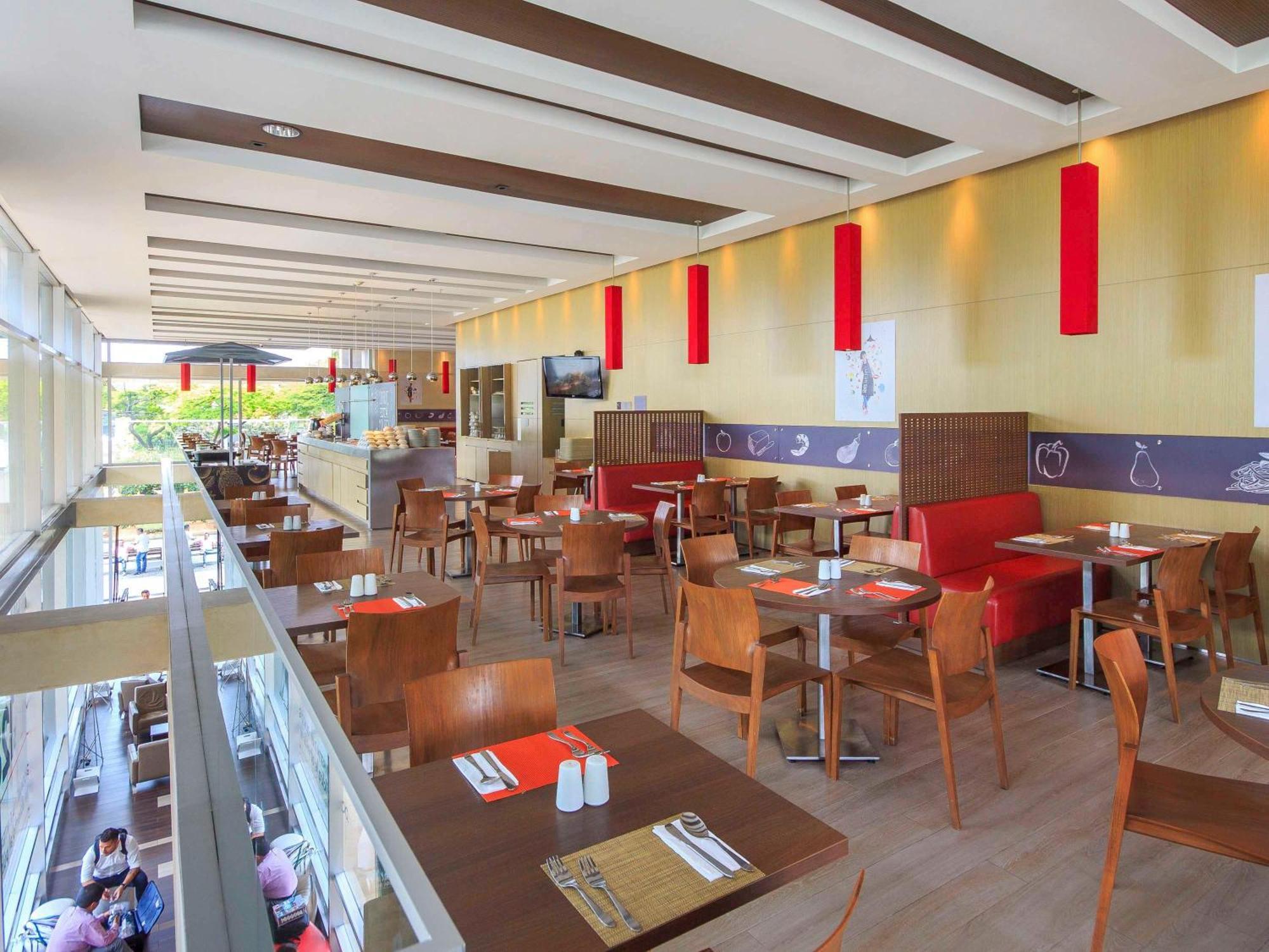 Ibis Medellin Otel Dış mekan fotoğraf