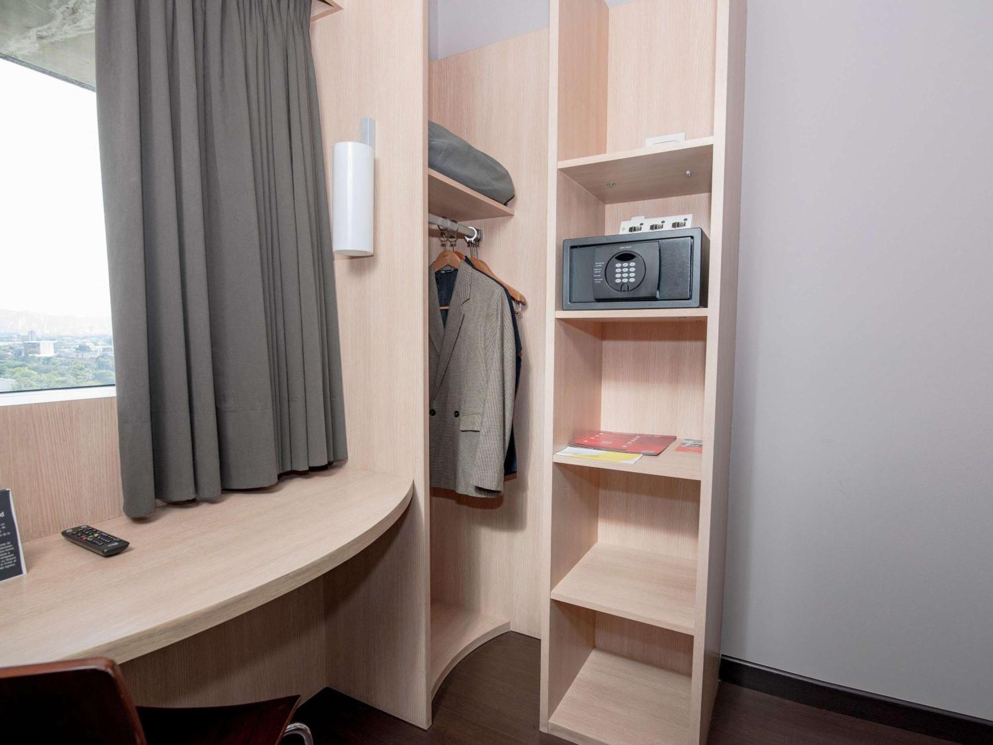 Ibis Medellin Otel Dış mekan fotoğraf