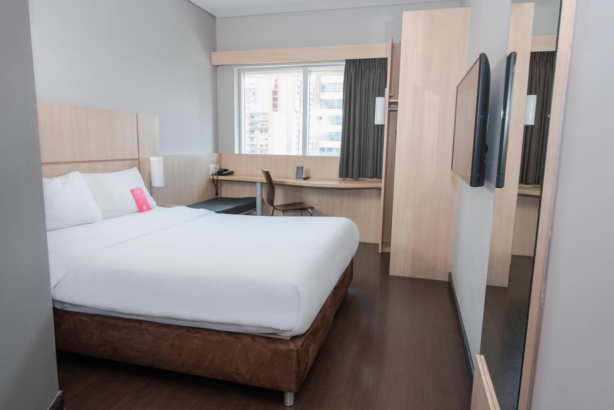 Ibis Medellin Otel Dış mekan fotoğraf